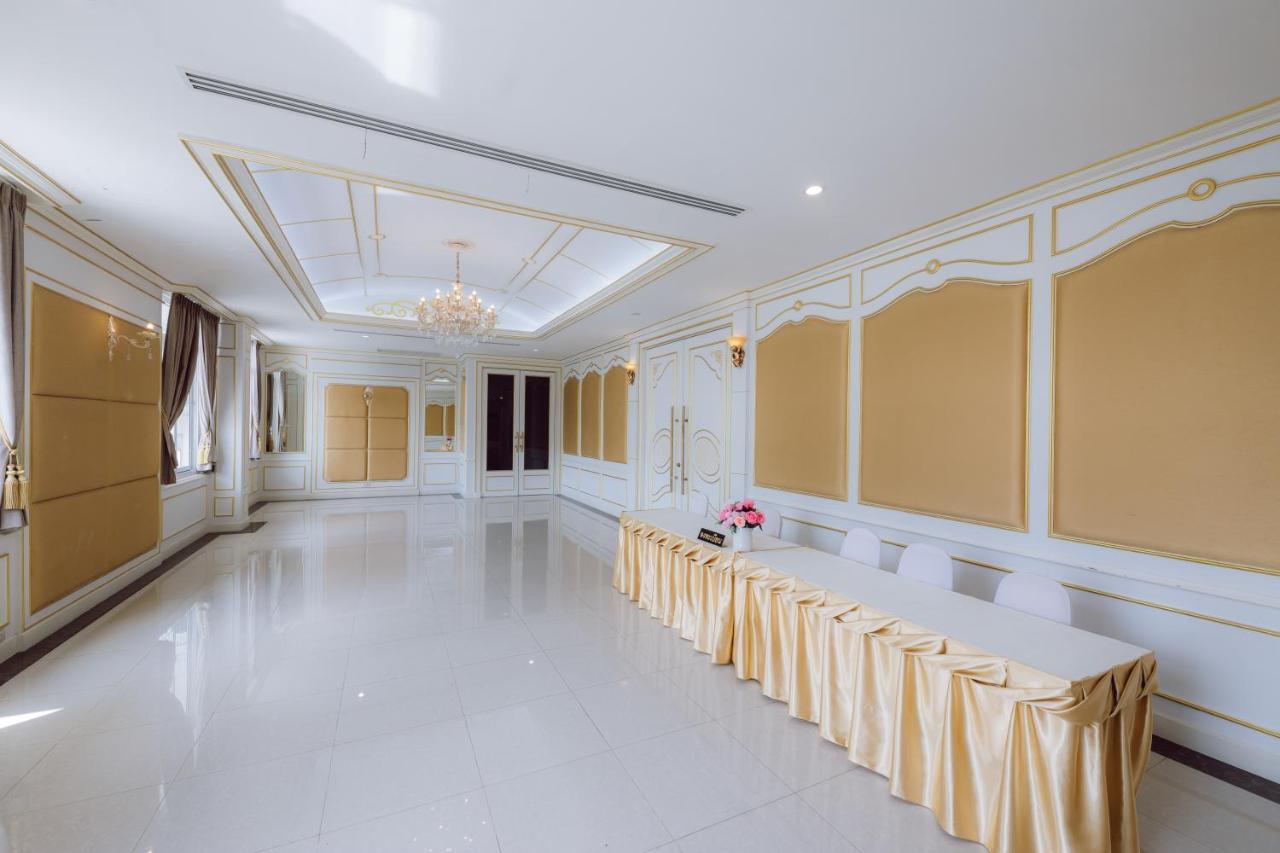 Morakot Twin Chumphon Hotel Exterior photo